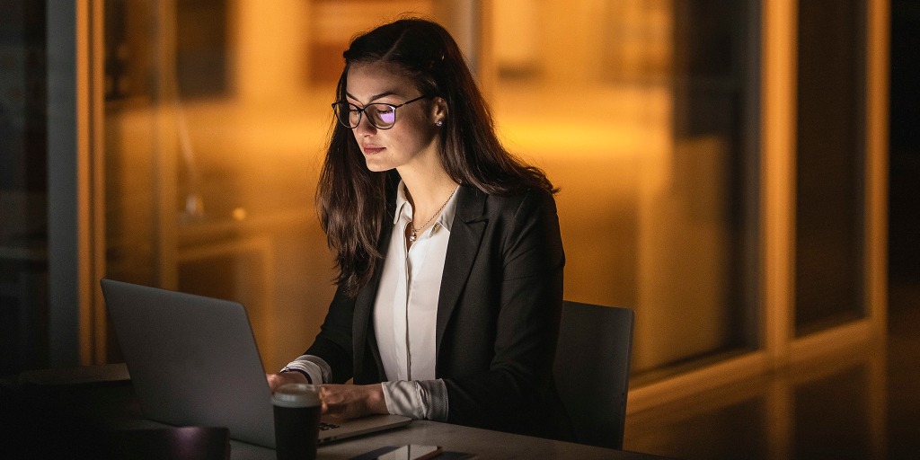 AI’s Impact on Women’s Employment: New Report Insights