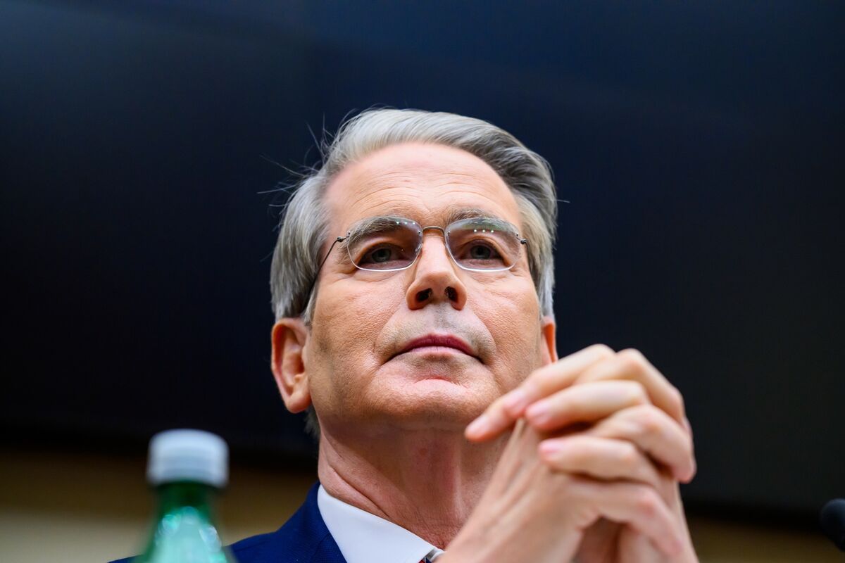 Bessent Critiques Moody’s: A Lagging Measure of US Fiscal Health