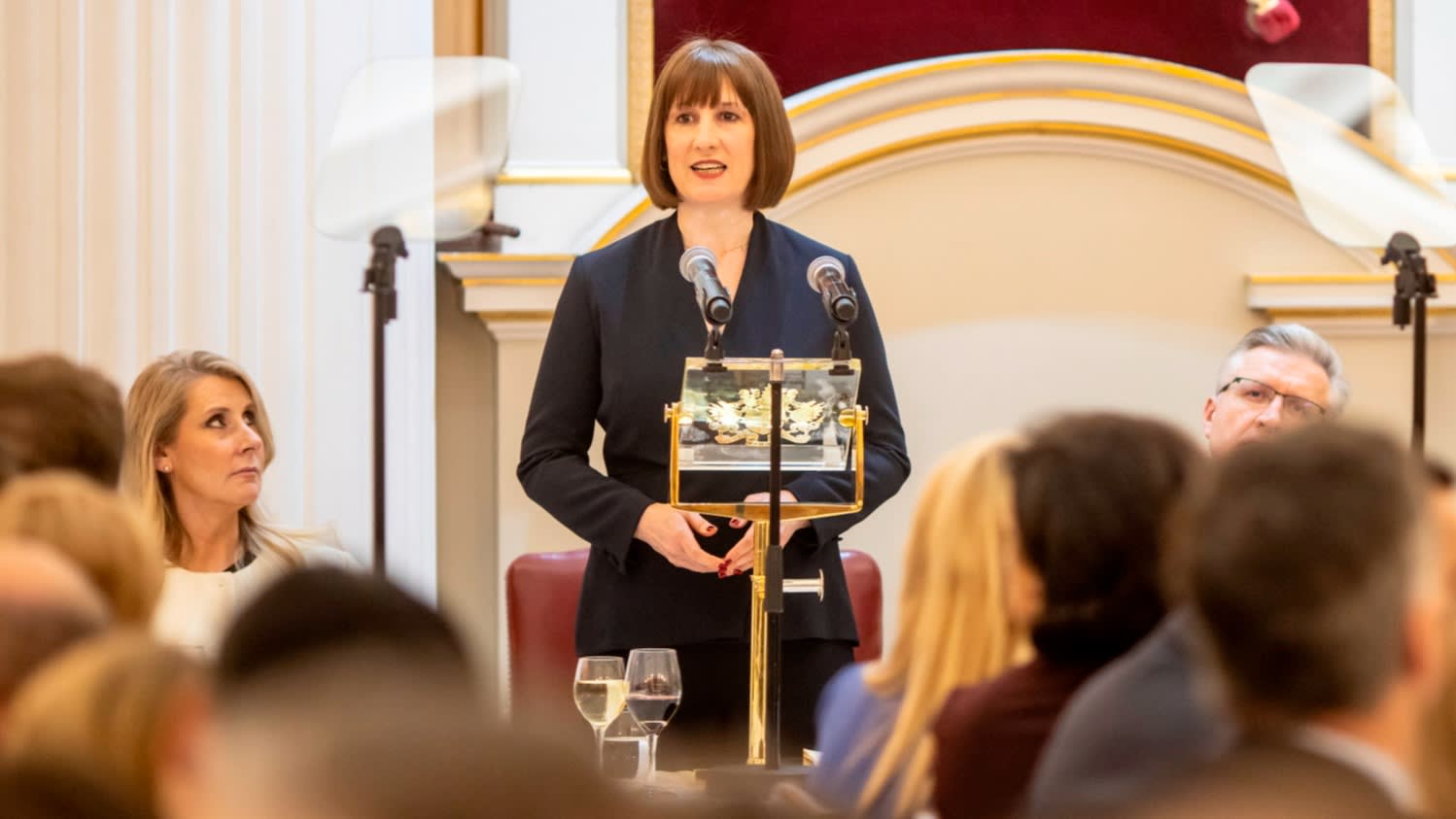 Reeves’ Pension Overhaul Criticized as ‘Desperation’ by Shadow Chancellor