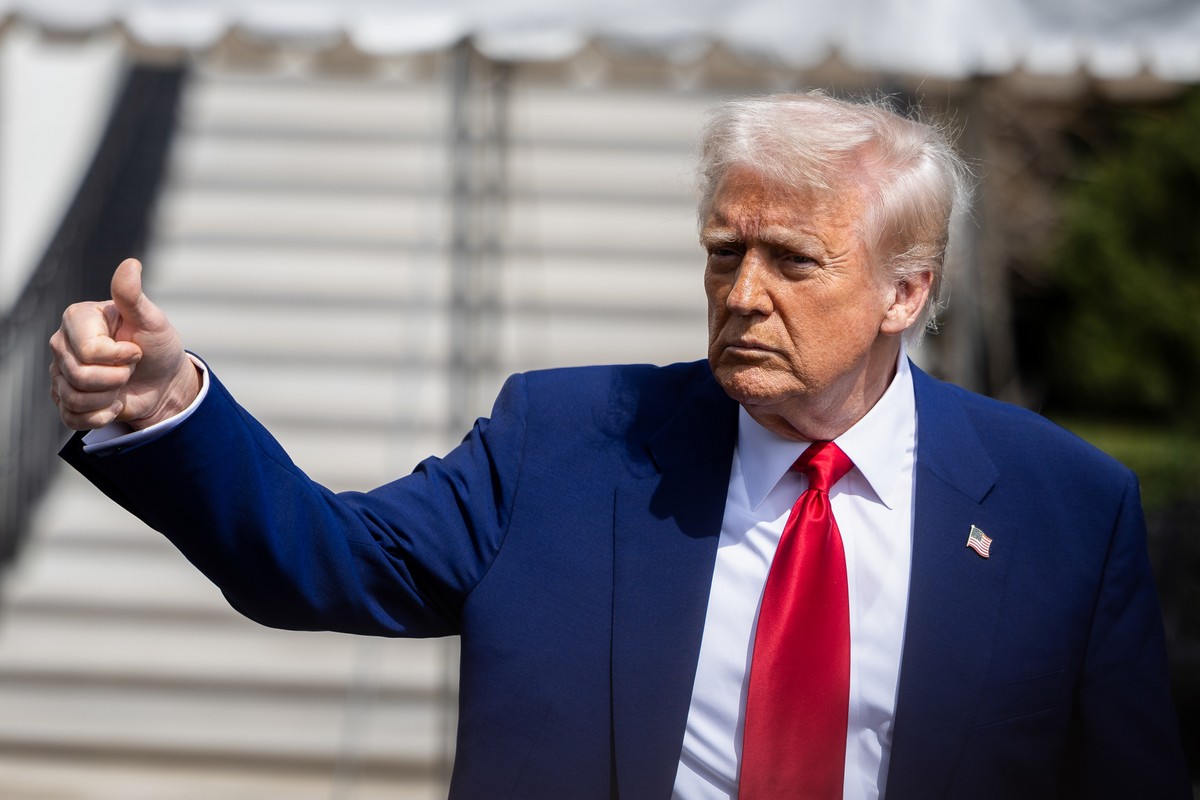 S&P 500 Soars by 14% After Trump Suggests Buying Stocks