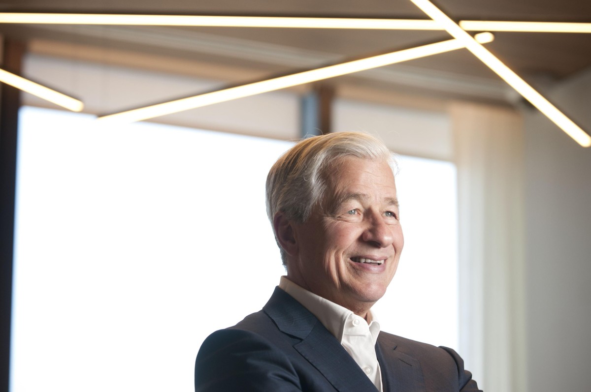 Jamie Dimon Warns of Stagflation Risk in the US and Praises Fed’s Actions