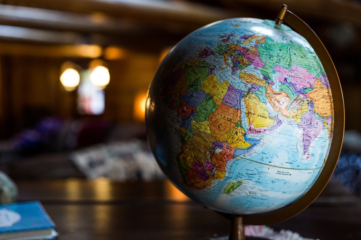 Global Risky Bonds Capture Investors’ Attention Amid Tariff Turbulence