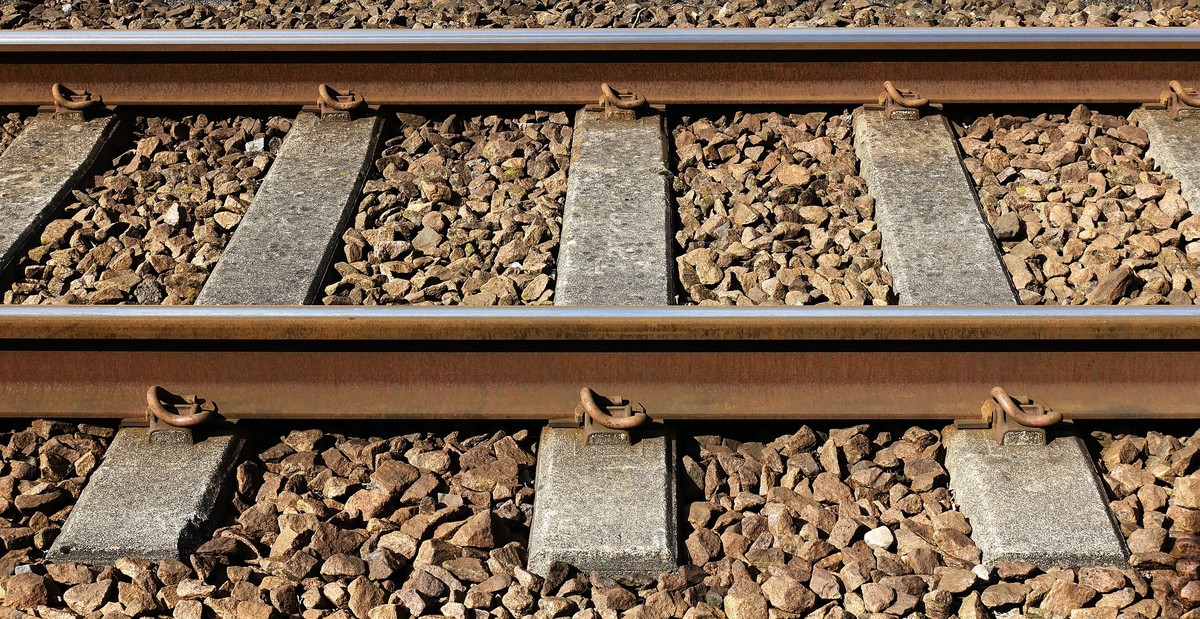 Reino Unido Reestatiza a Ferrovia: Um Passo Rumo ao Futuro