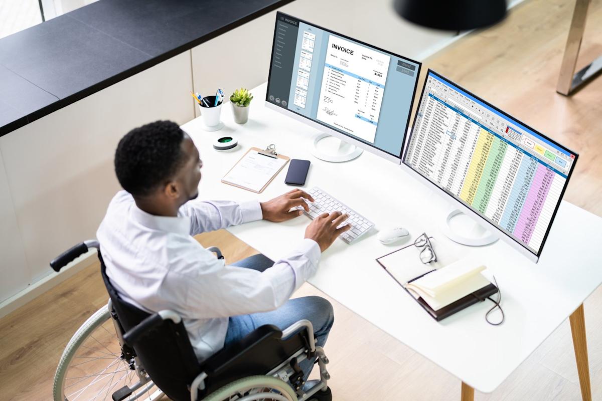 Top AI Stocks Set to Surge in Late 2025: Investing Insights