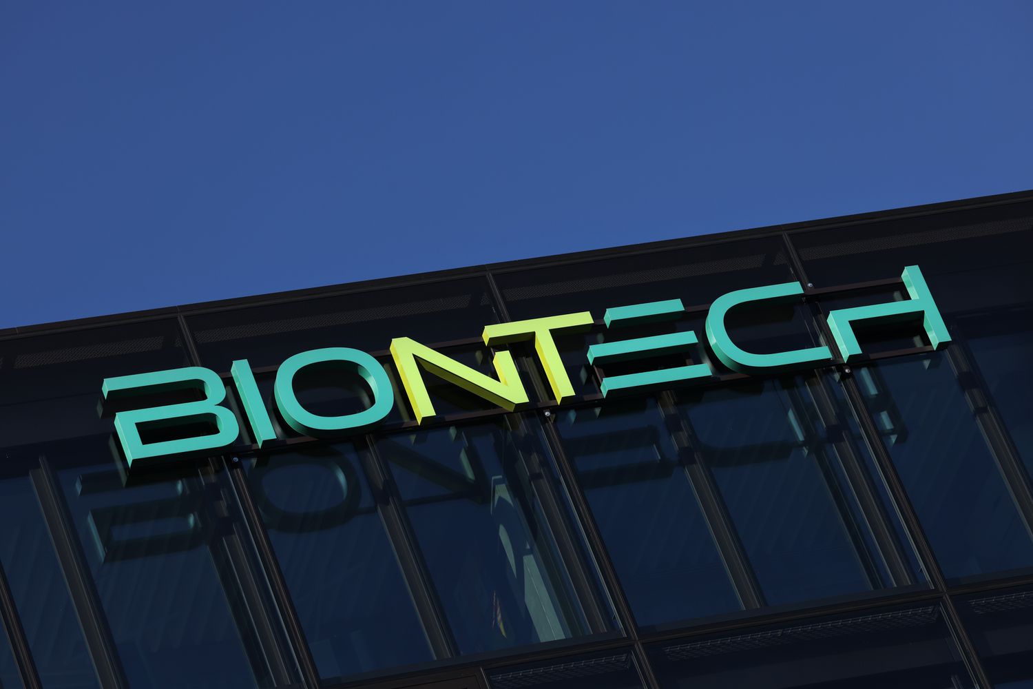 BioNTech Shines: Partnership with Bristol Myers Squibb Boosts Cancer Drug Innovation
