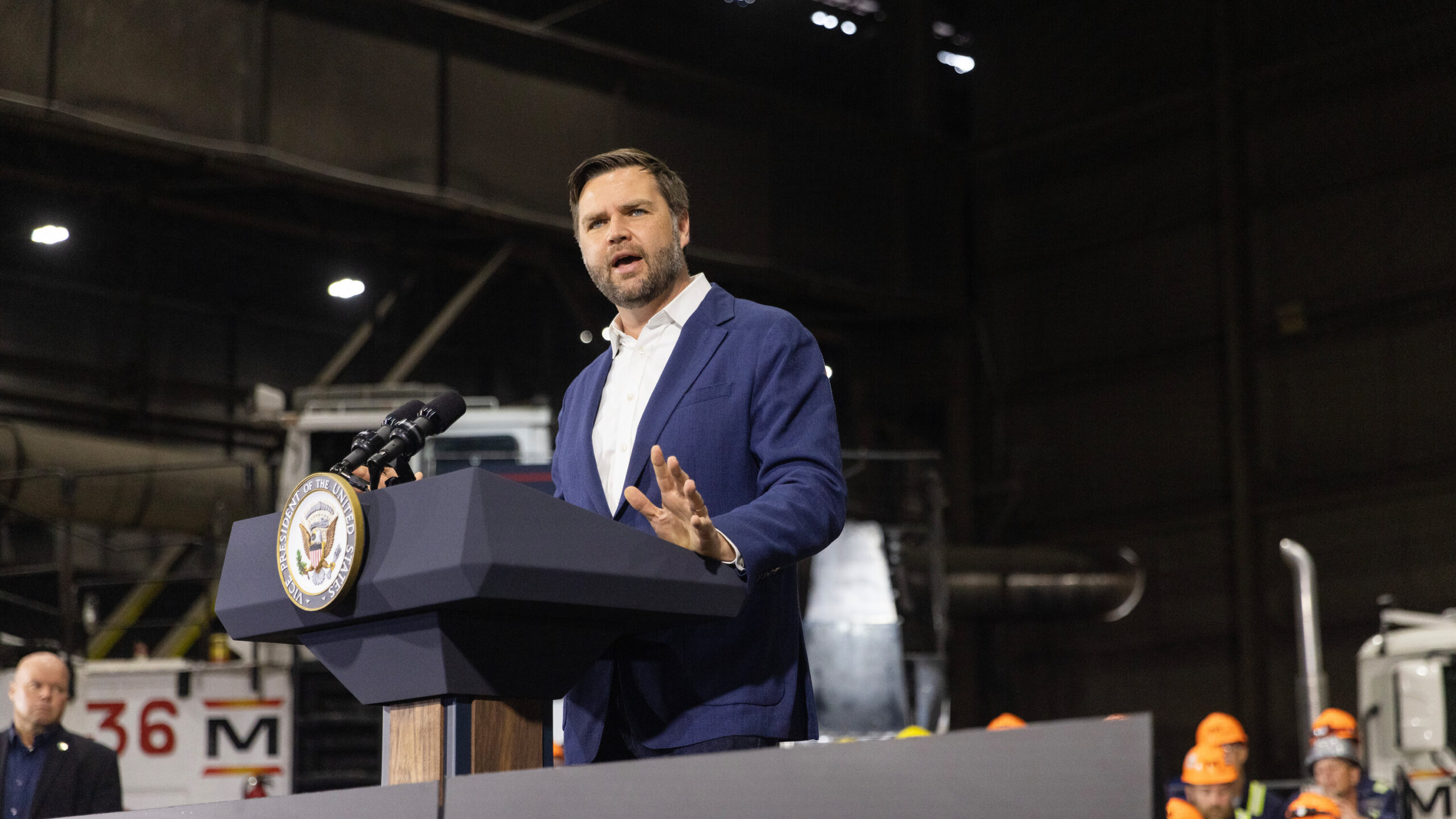 Vance Shifts to Trump Loyalism: A Political Transformation