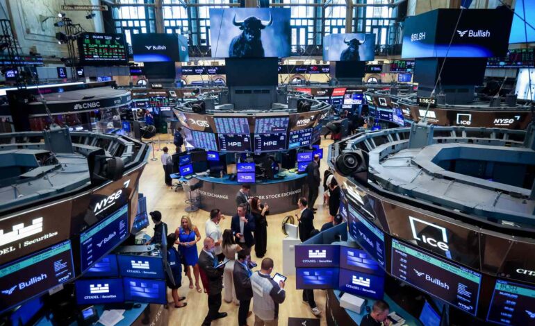 Dow Jones Today: Analyzing the Steady Stock Futures Post-S&P 500 Highs