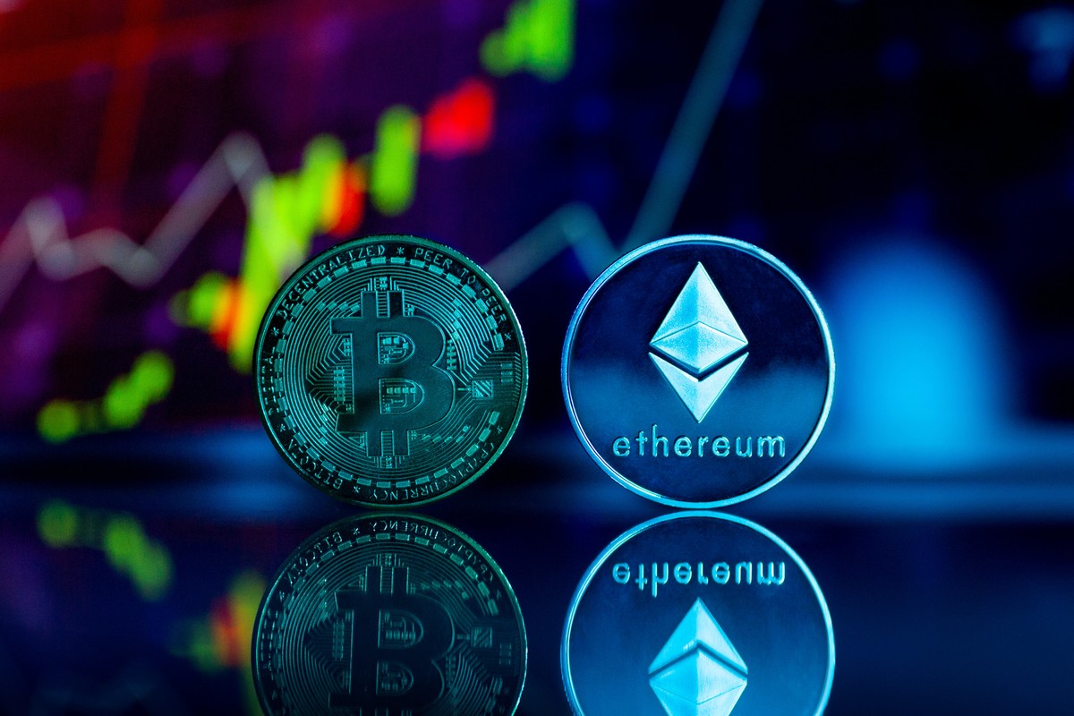Bitcoin Surges and Ethereum Nears $4,000 Following Trump’s Executive Order