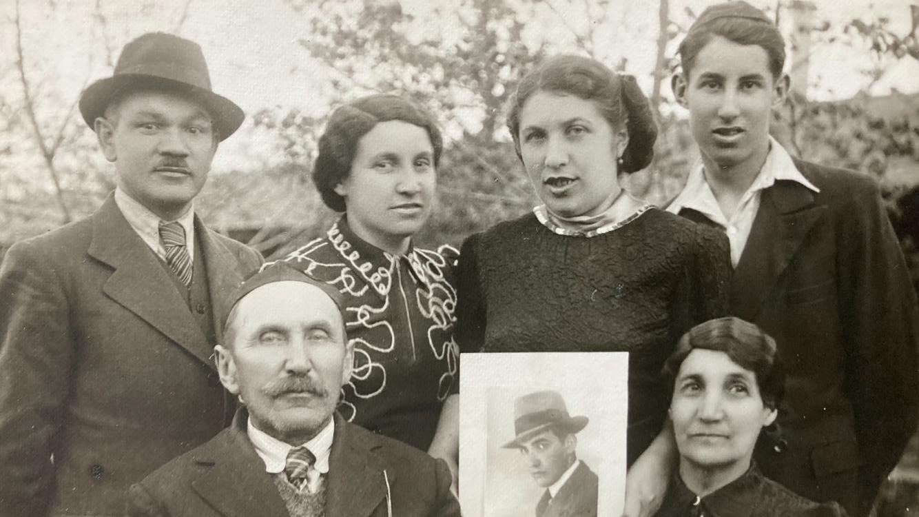 Artificial Intelligence: Shaping a New Era for Holocaust Remembrance