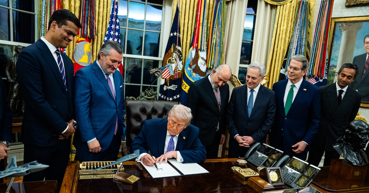 Analyzing Trump’s AI Law Ban: Political Implications and Limits