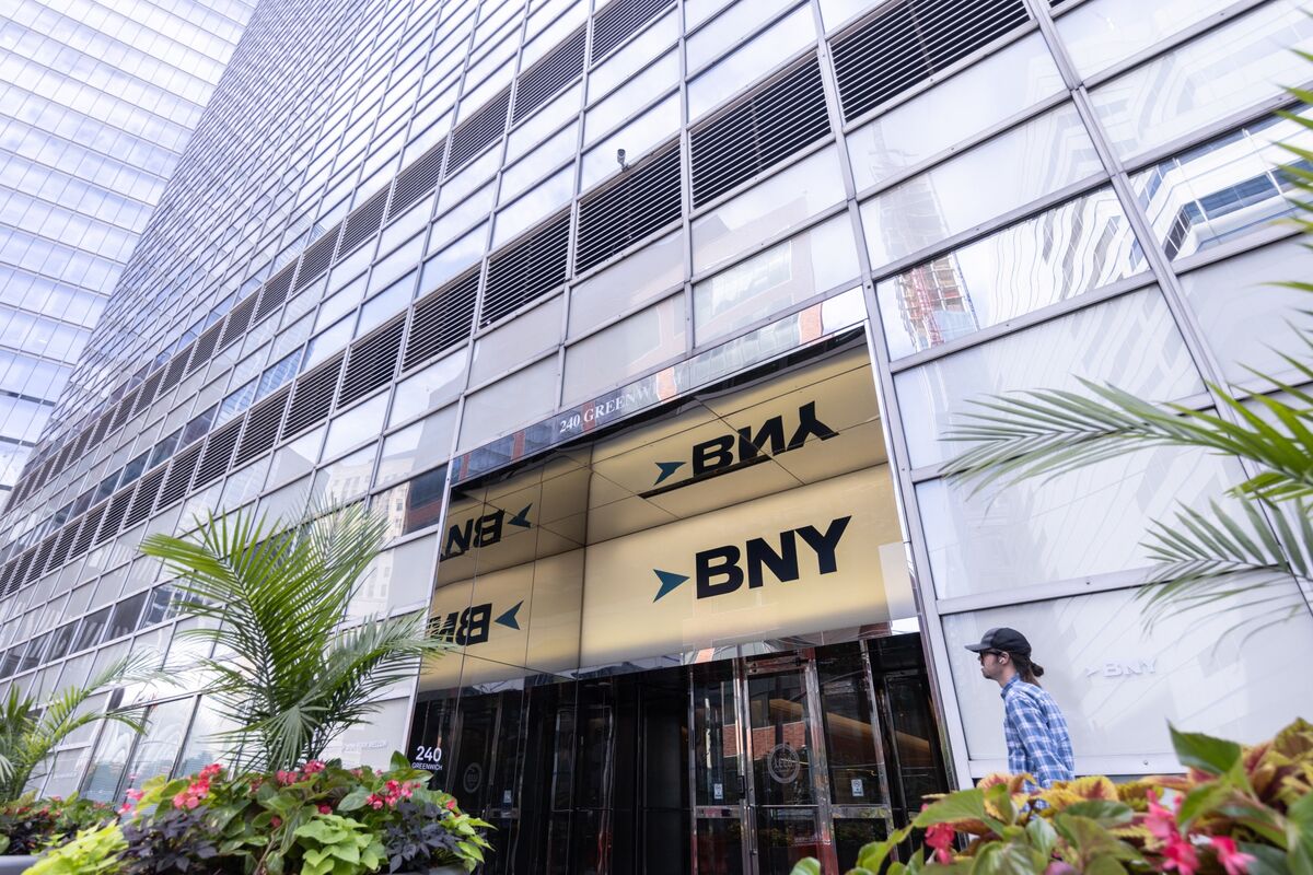 BNY Mellon Surpasses Profit Expectations with Strong Fee Gains and Interest Income
