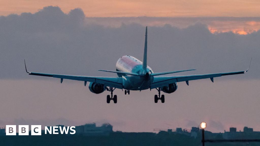 Canadian Fraud: Man Poses as Pilot for Free Flights