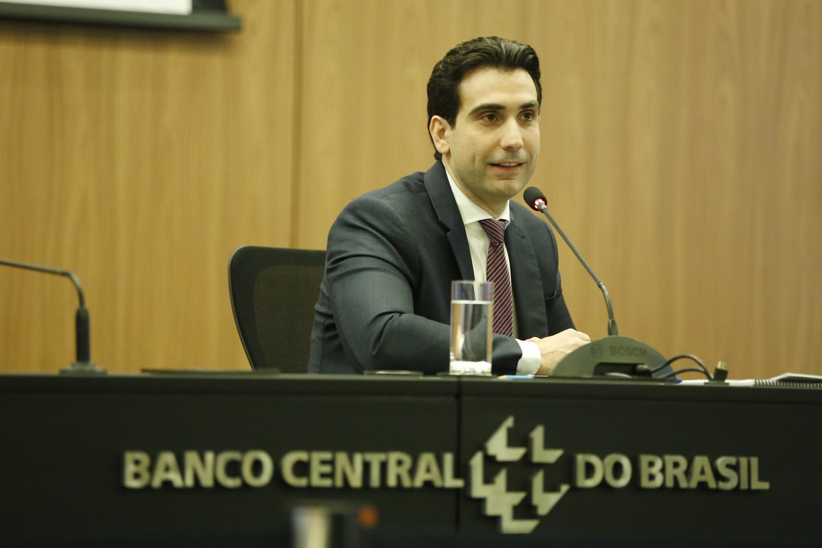 Central Bank Governors Unite in Support of Jerome Powell