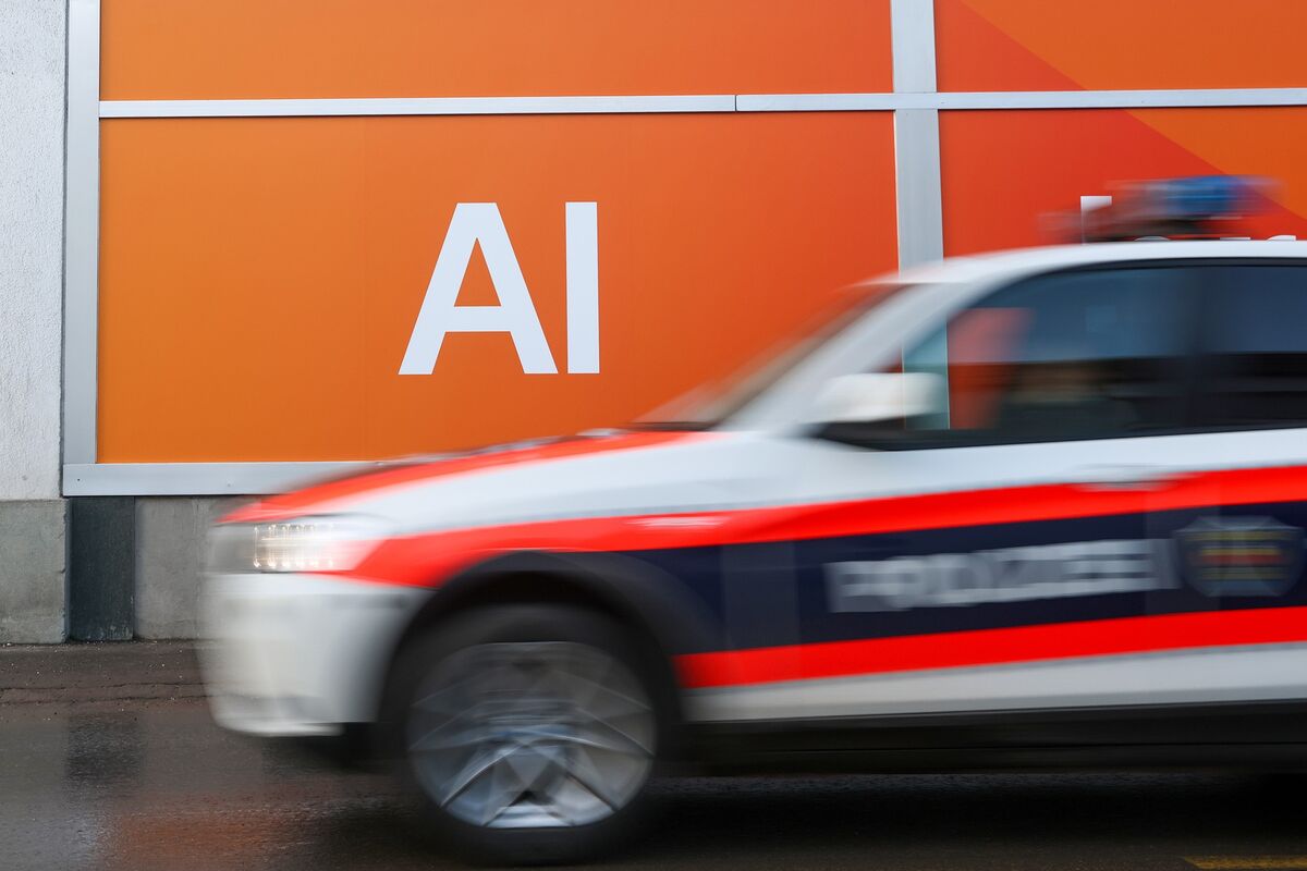 AI Risk Alarms in Investor Calls as Stock Prices Plunge