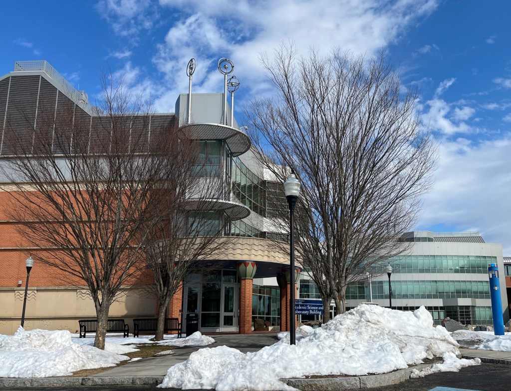 AI Education at CT University: Safeguarding Jobs for the Future