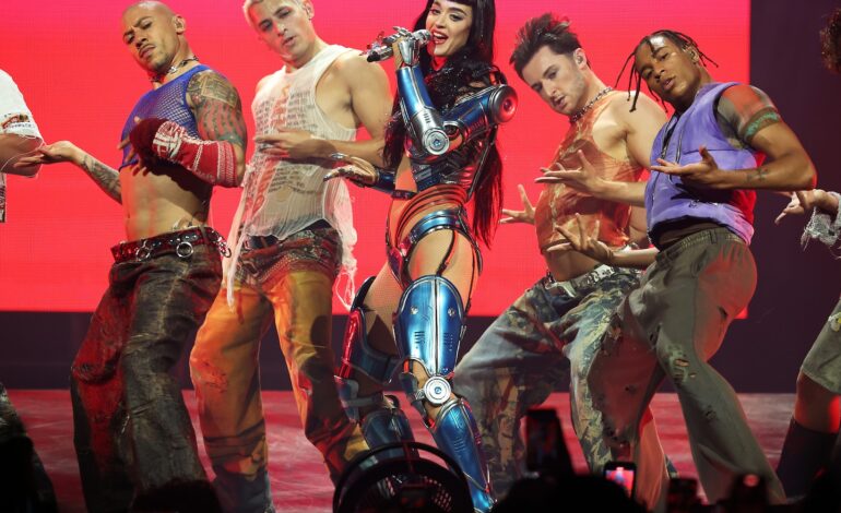 Katy Perry’s ‘Firework’ Sparks Controversy: White House Uses Song in Iran War Video